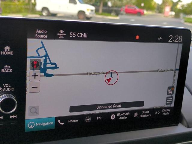 Photo of 2024 Platinum White Pearl Honda Pilot