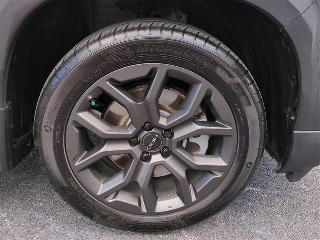 Photo of 2024 Platinum White Pearl Honda Pilot