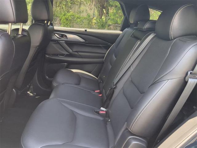 Photo of 2021 Deep Crystal Blue Mica Mazda CX-9