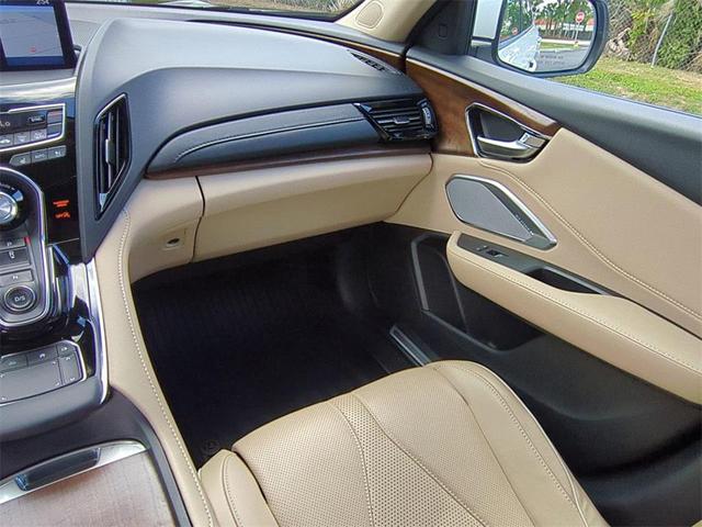 Photo of 2021 Platinum White Pearl Acura RDX