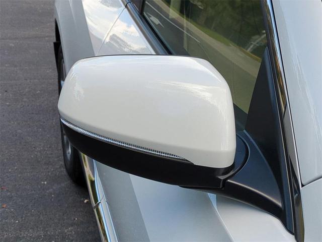 Photo of 2021 Platinum White Pearl Acura RDX