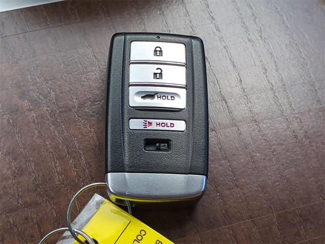 Photo of 2021 Platinum White Pearl Acura RDX
