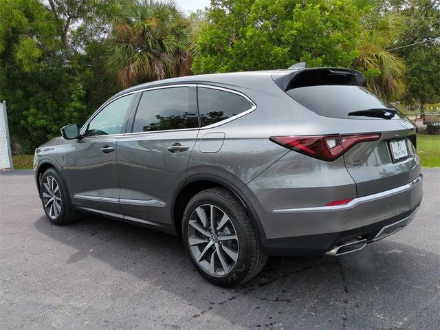 Photo of 2026 Liquid Carbon Metallic Acura MDX