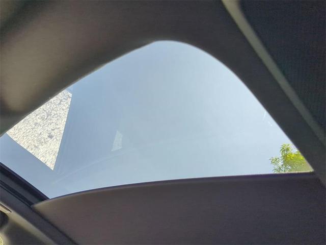 Photo of 2025 Platinum White Pearl Acura RDX