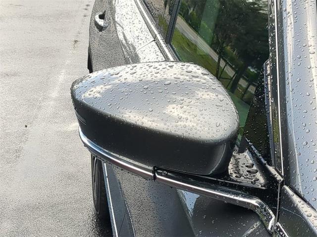 Photo of 2026 Liquid Carbon Metallic Acura MDX