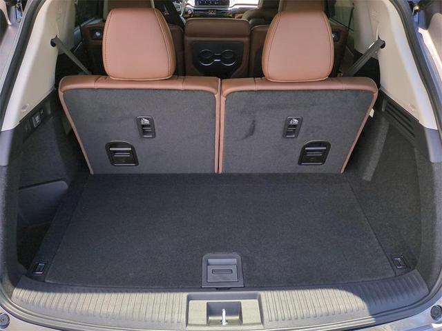 Photo of 2026 Liquid Carbon Metallic Acura MDX