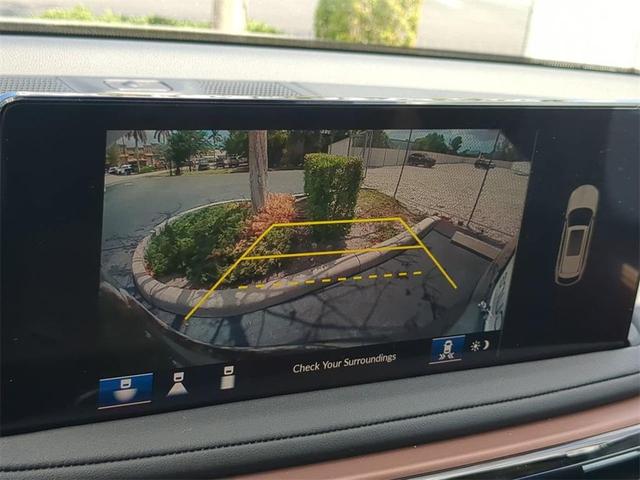 Photo of 2025 Liquid Carbon Metallic Acura MDX