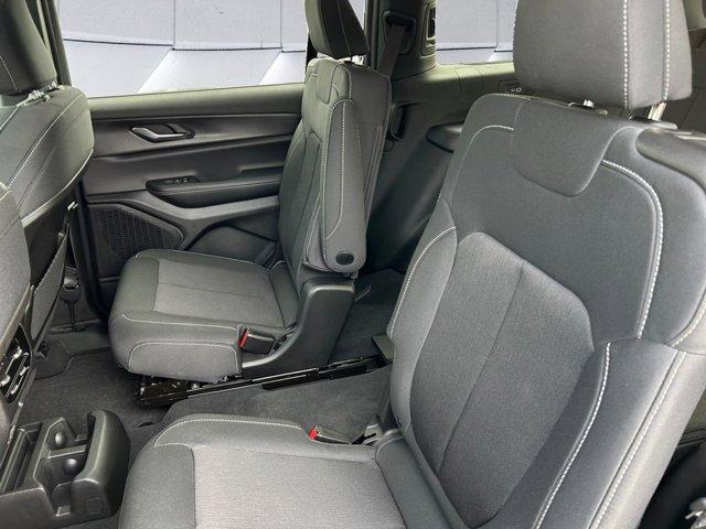 Photo of 2025 Velvet Red Pearlcoat Jeep Grand Cherokee L