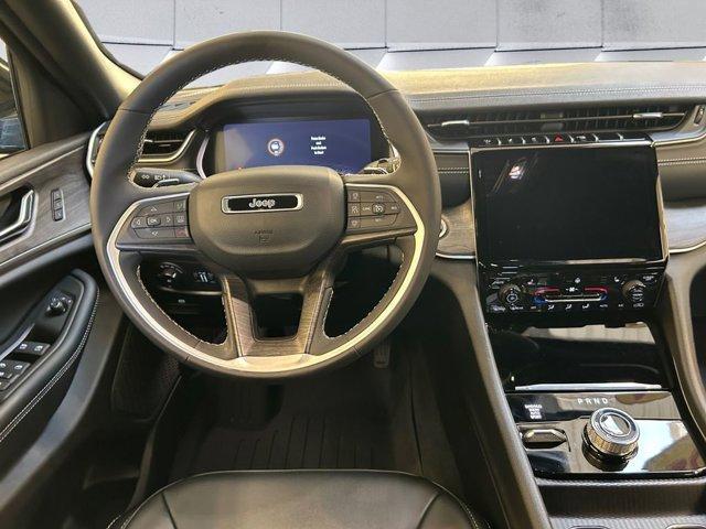 Photo of 2024 Midnight Sky Jeep Grand Cherokee