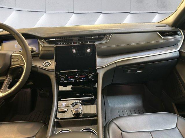 Photo of 2024 Midnight Sky Jeep Grand Cherokee