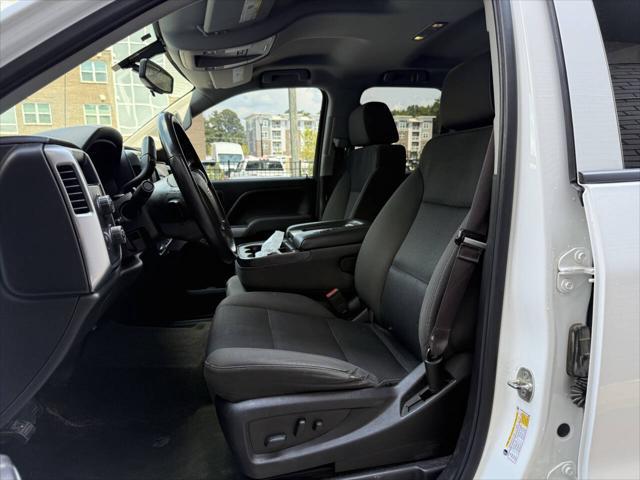 Photo of 2017 Summit White Chevrolet Silverado 1500