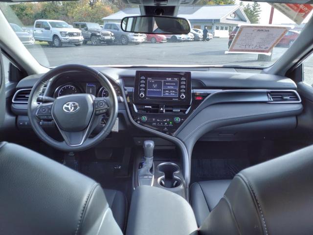 Photo of 2022 White Toyota Camry