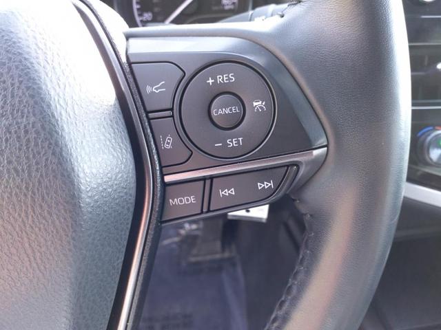Photo of 2022 White Toyota Camry