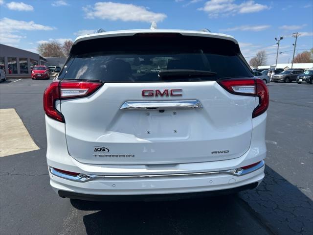 Photo of 2022 Summit White GMC Terrain