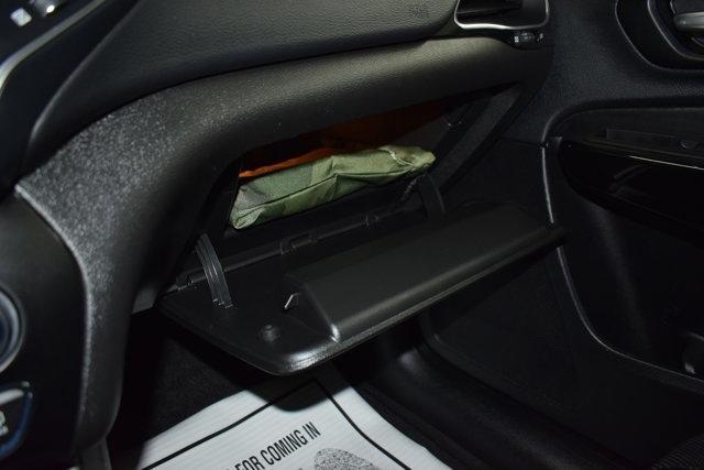 Photo of 2023 Bright White Clearcoat Jeep Cherokee