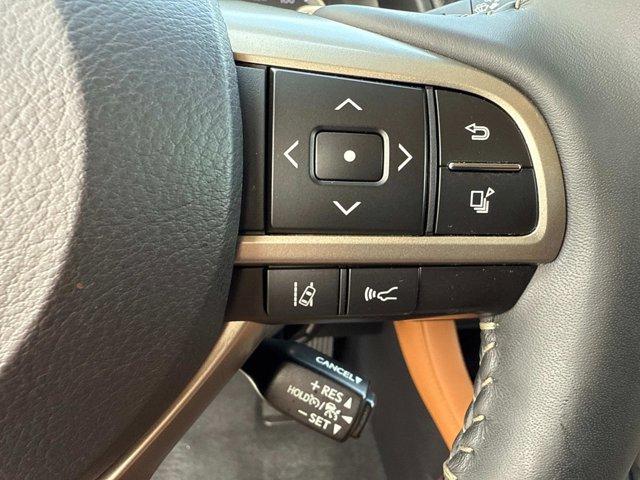 Photo of 2021 Eminent White Pearl Lexus RX 350