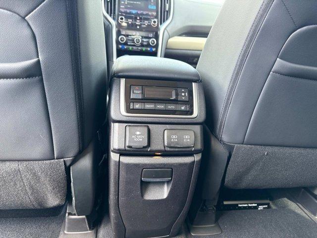 Photo of 2021 Ice Silver Metallic Subaru Ascent