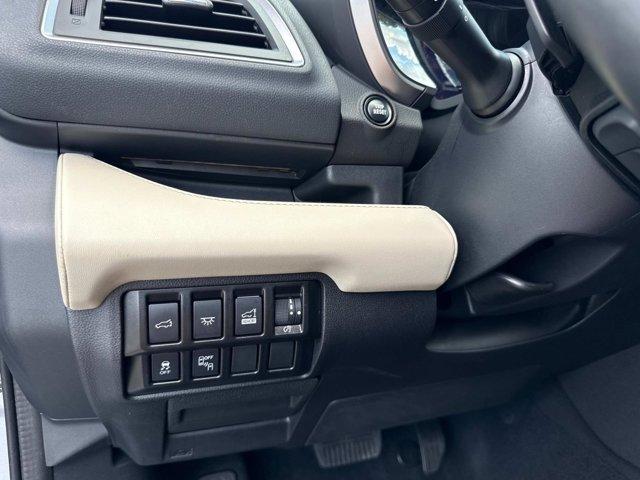 Photo of 2021 Ice Silver Metallic Subaru Ascent