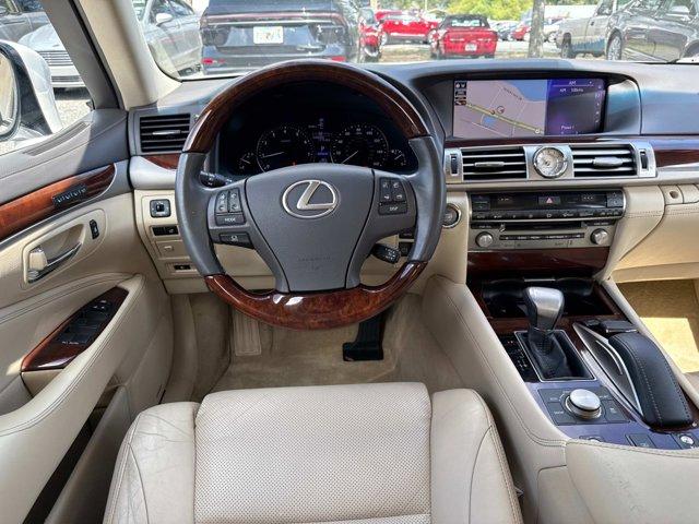 Photo of 2016 Eminent White Pearl Lexus LS 460