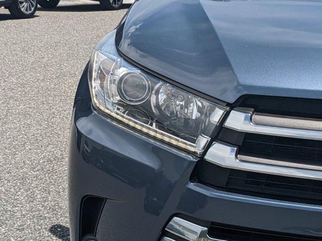 Photo of 2019 Shoreline Mist Toyota Highlander