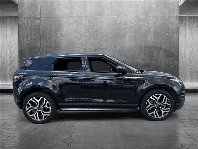 Photo of 2023 Santorini Black Me Land Rover Range Rover Evoque