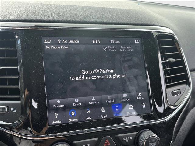 Photo of 2019 Diamond Black Crystal Pearlcoat Jeep Grand Cherokee