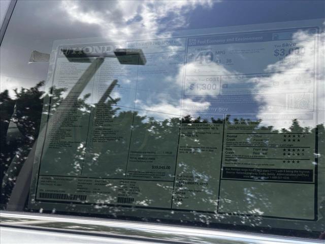 Photo of 2025 Solar Silver Metallic Honda CR-V Hybrid