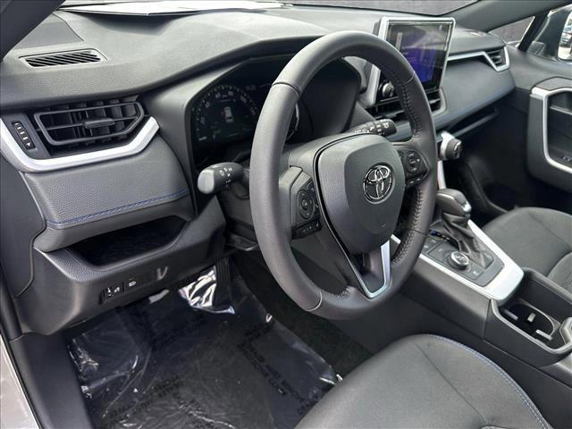 Photo of 2023 Silver Sky Metallic Toyota RAV4 Hybrid