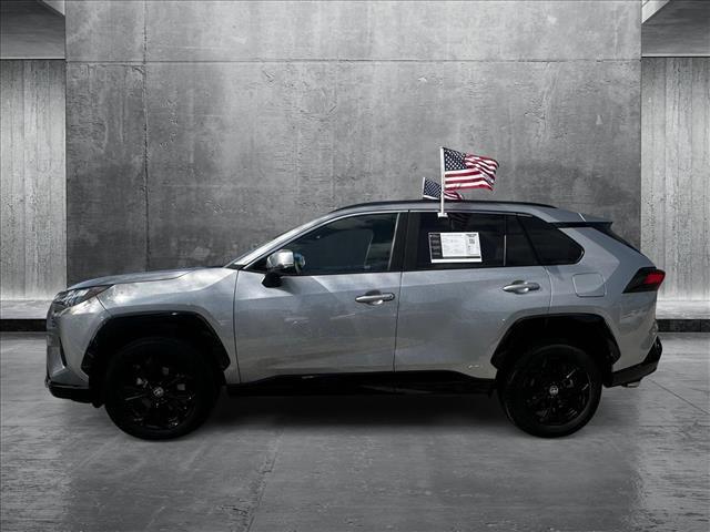 Photo of 2023 Silver Sky Metallic Toyota RAV4 Hybrid