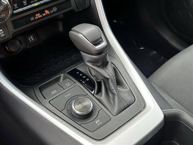 Photo of 2023 Silver Sky Metallic Toyota RAV4 Hybrid