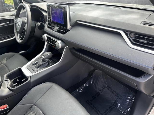 Photo of 2023 Silver Sky Metallic Toyota RAV4 Hybrid