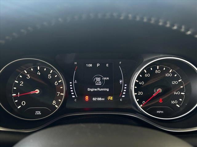 Photo of 2019 White Clearcoat Jeep Compass