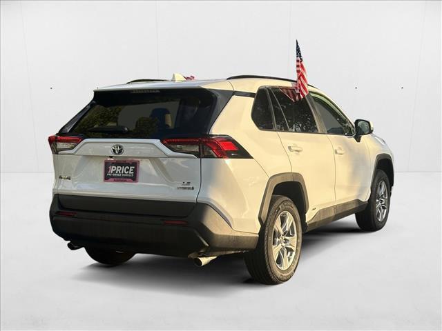 Photo of 2024 Ice Cap Toyota RAV4 Hybrid