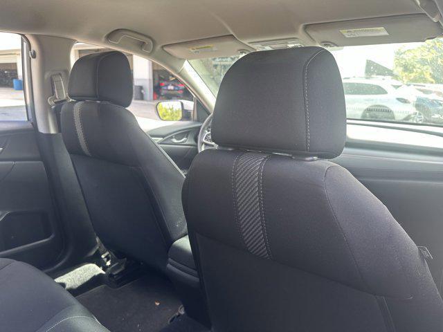 Photo of 2016 Lunar Silver Metallic Honda Civic