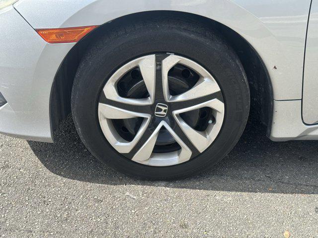 Photo of 2016 Lunar Silver Metallic Honda Civic