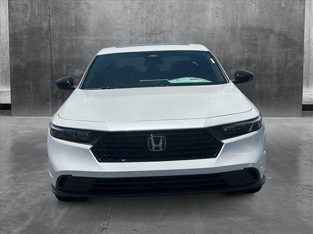 Photo of 2025 Platinum White Pearl Honda Accord Hybrid