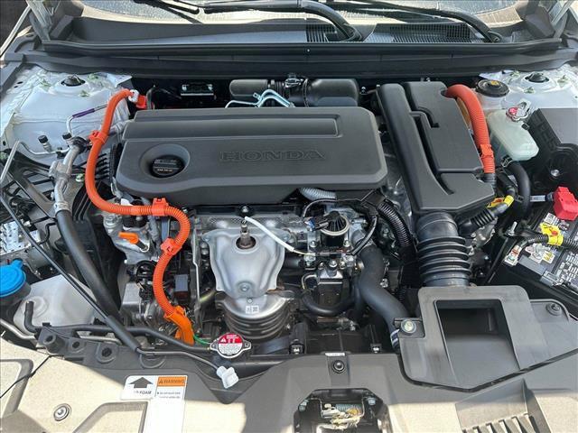 Photo of 2025 Platinum White Pearl Honda Accord Hybrid