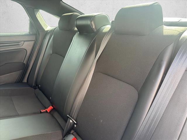 Photo of 2024 Sonic Gray Pearl Honda Civic