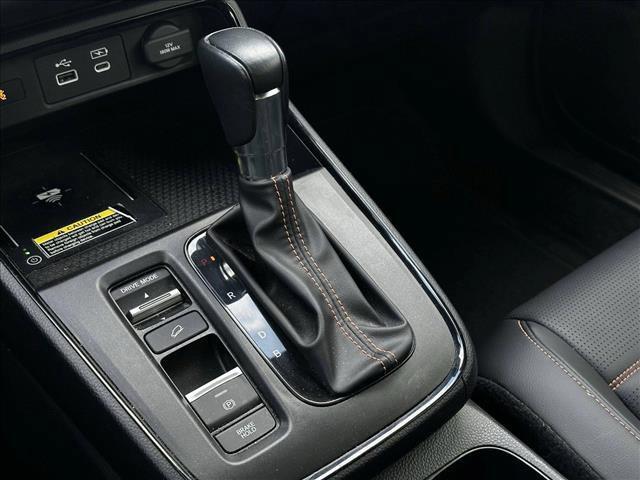 Photo of 2024 Still Night Pearl Honda CR-V Hybrid