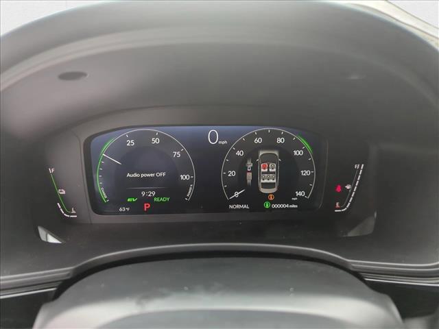 Photo of 2025 Platinum White Pearl Honda Civic Hybrid