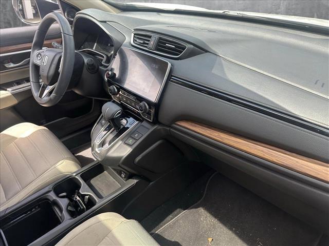 Photo of 2022 Platinum White Pearl Honda CR-V