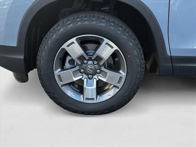 Photo of 2025 Sonic Gray Pearl Honda Ridgeline