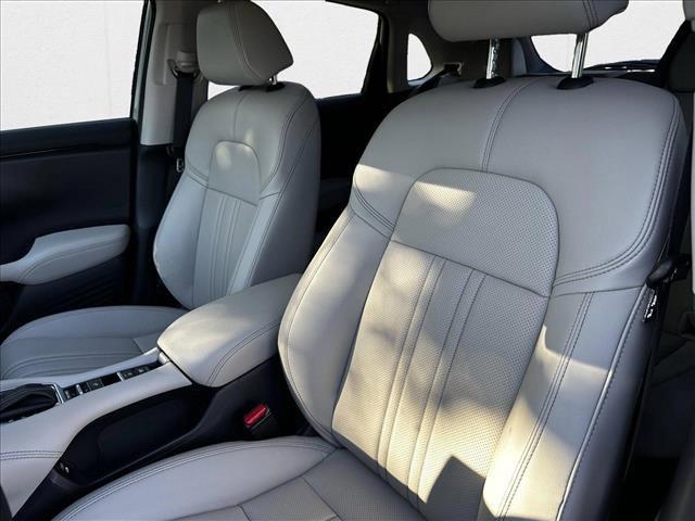 Photo of 2026 Nordic Forest Pearl Honda HR-V