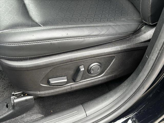 Photo of 2023 Ebony Black Kia Sorento