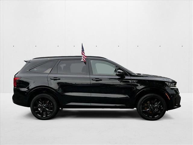 Photo of 2023 Ebony Black Kia Sorento