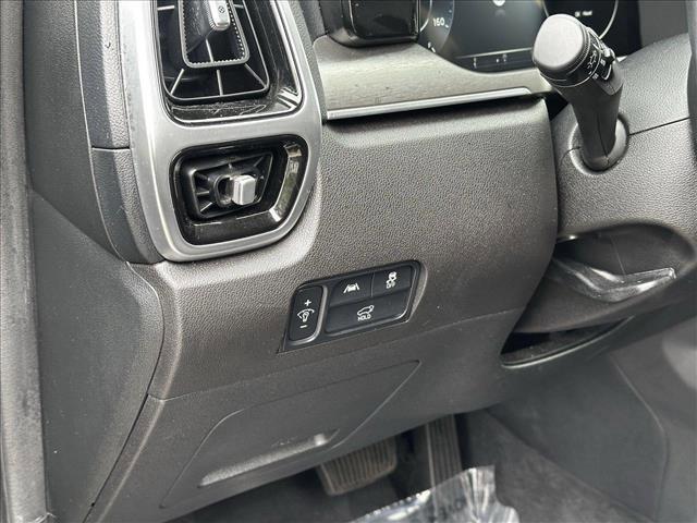 Photo of 2023 Ebony Black Kia Sorento