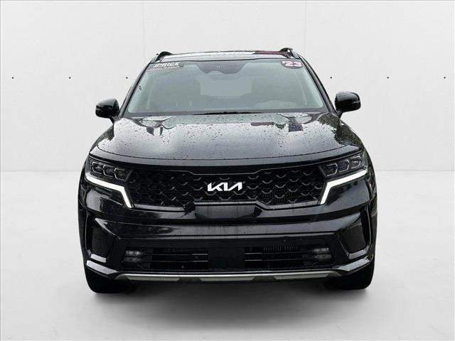 Photo of 2023 Ebony Black Kia Sorento