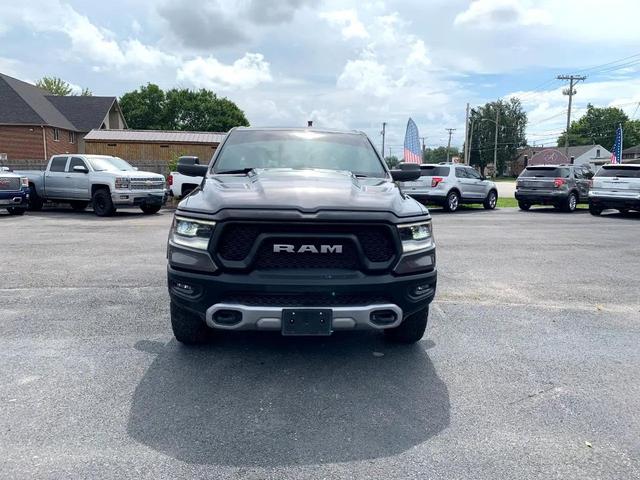 Photo of 2019 Granite Crystal Metallic Clearcoat RAM 1500