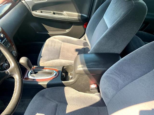 Photo of 2011 Cyber Gray Metallic Chevrolet Impala