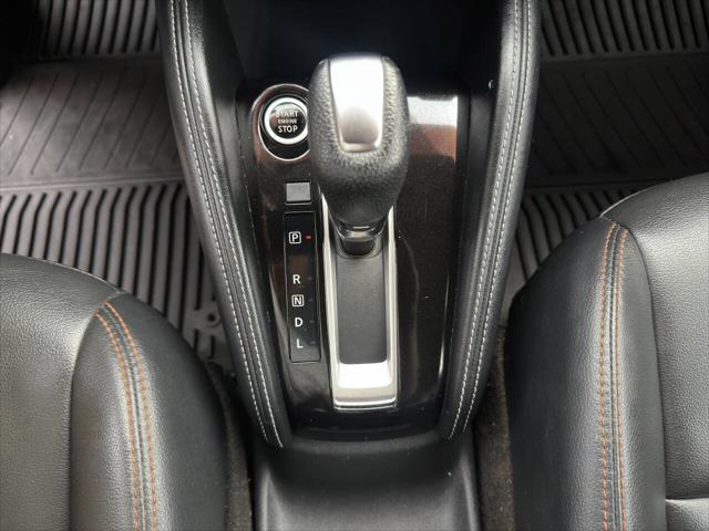 Photo of 2020 Orange Nissan Kicks